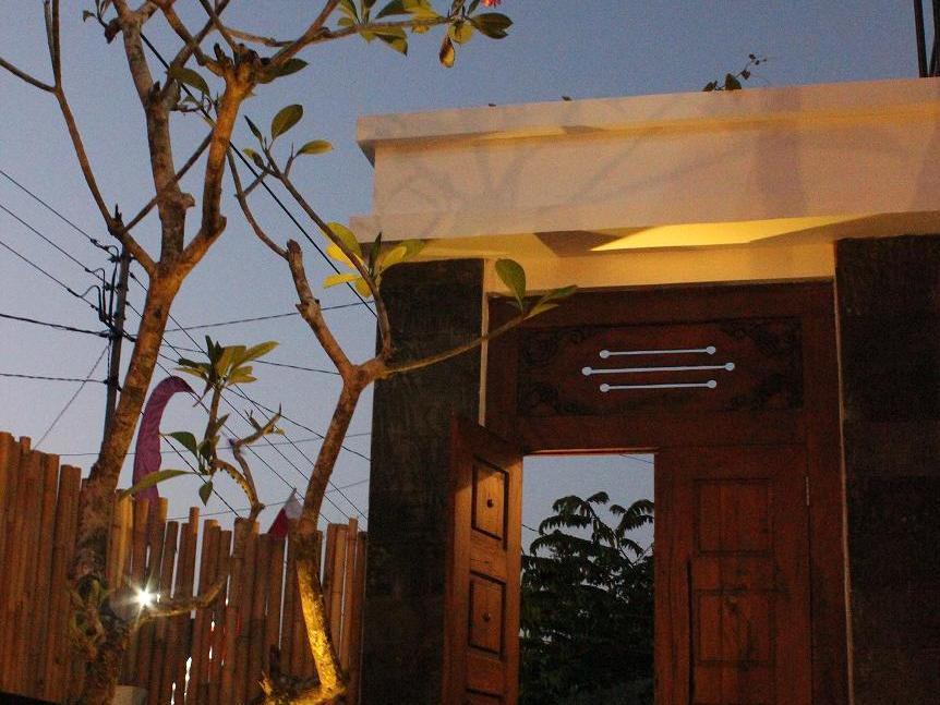 The Wayang Homestay Джокякарта Екстериор снимка