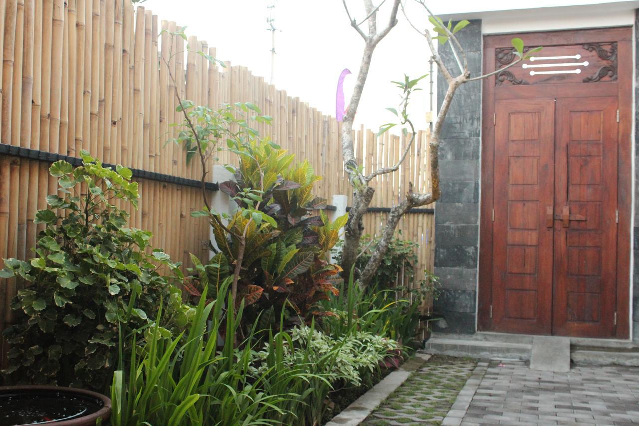 The Wayang Homestay Джокякарта Екстериор снимка